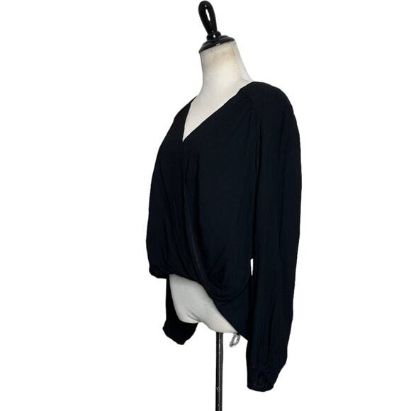 Free People black faux wrap long sleeves blouse size small - Picture 9 of 15